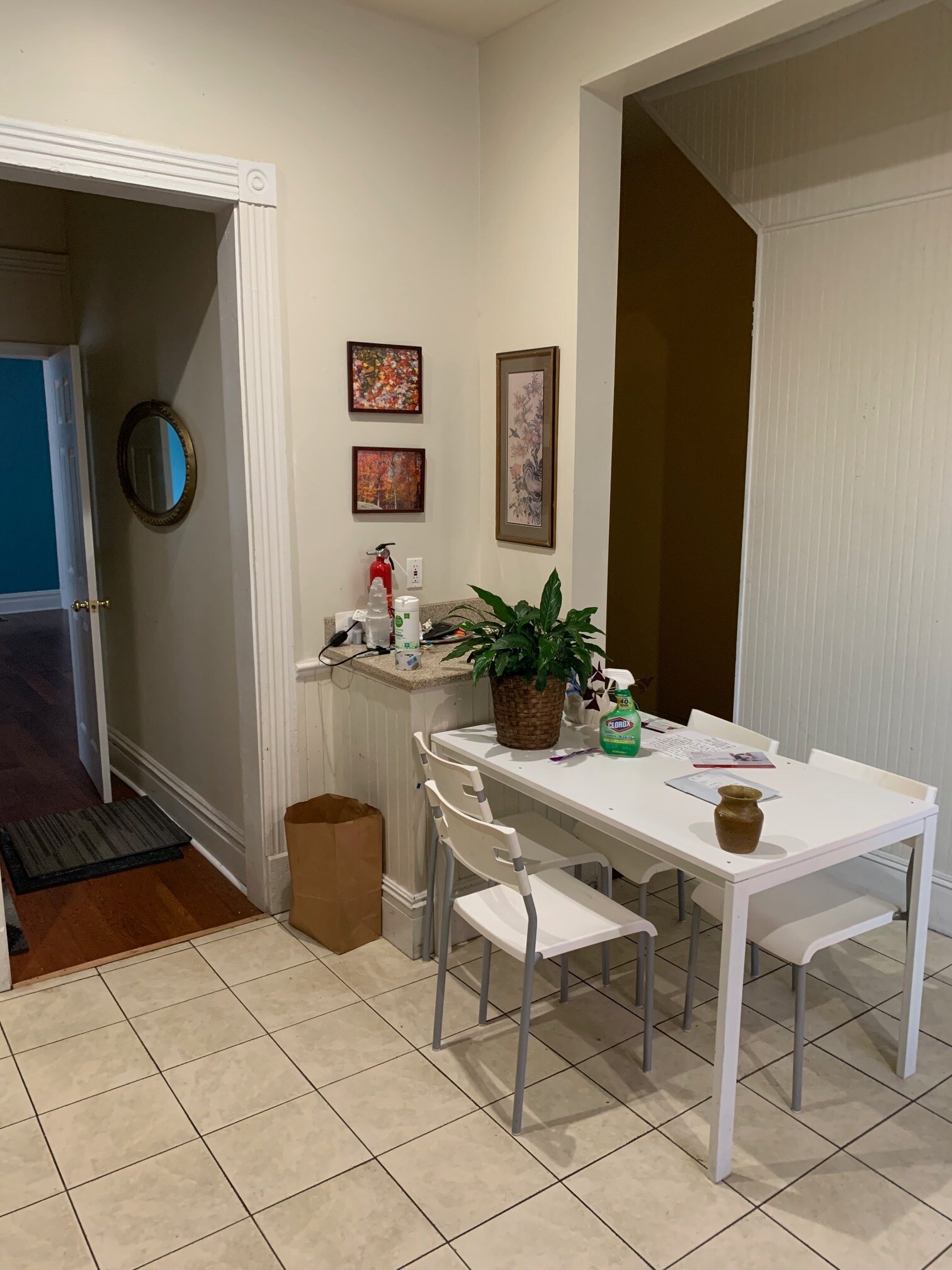 kitchen - 100 W Marshall St