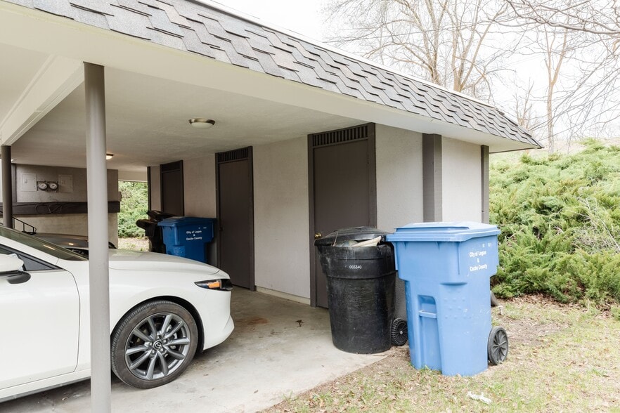 Covered Parking and Storage - 815 Orchard Dr