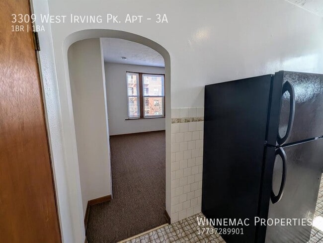 Building Photo - 3309 W Irving Park Rd