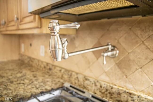 Building Photo - 168 Hamlin Rd