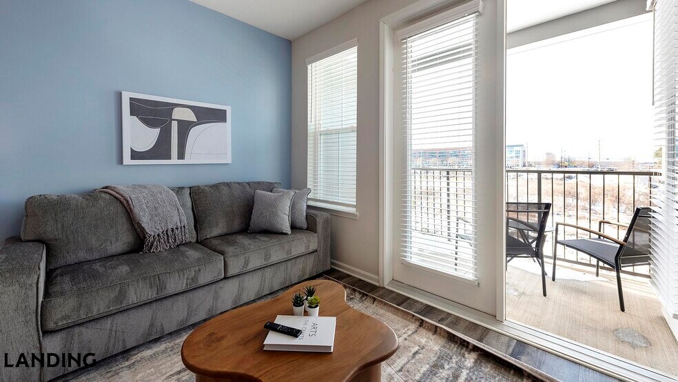 Building Photo - 5340 Periwinkle Hl Ave