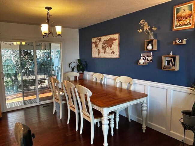 Building Photo - Price Reduced! Beautiful Home For Rent In ...