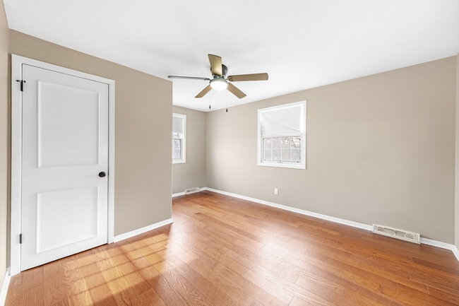 Building Photo - Ward Road SFH