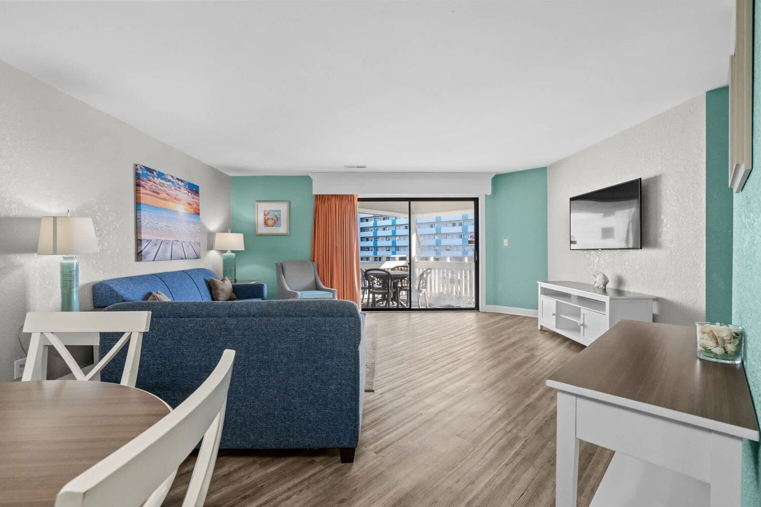 Building Photo - 2805B N Ocean Blvd