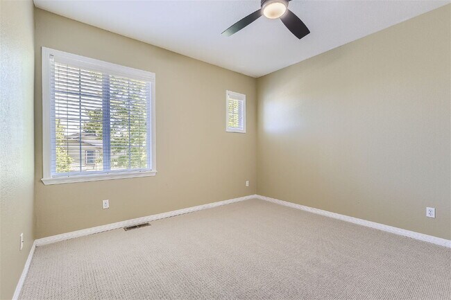 Building Photo - Five Bedroom Executive Home in the Desirable Firelight Subdivision of Highlands Ranch