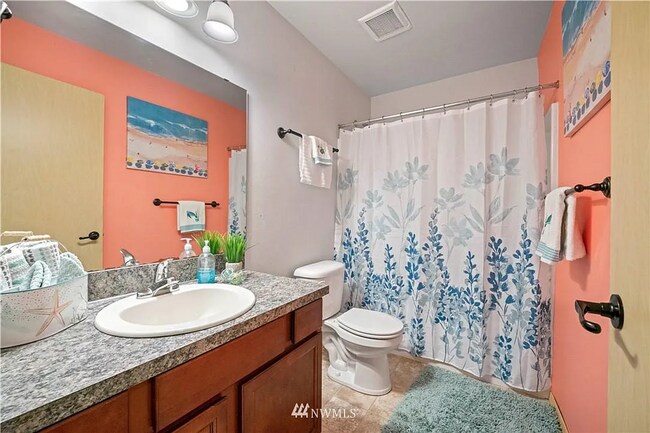 Building Photo - Beautifully Updated 3 Bed, 2.5 Bath Townhome in Monroe