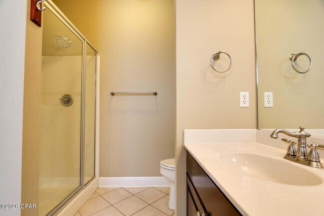 Building Photo - 4026 Oak Forest Dr