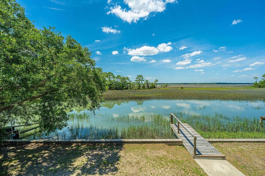 Building Photo - 816 E Cooper Ave