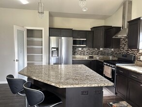 Building Photo - 10307 Ivory Dove Trail