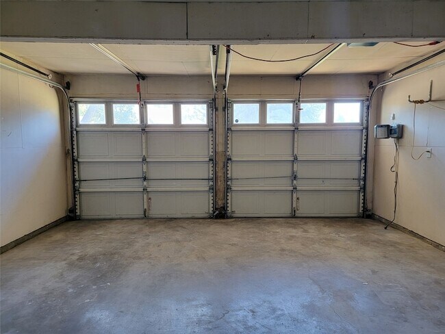 Building Photo - 312 Cotillion Rd