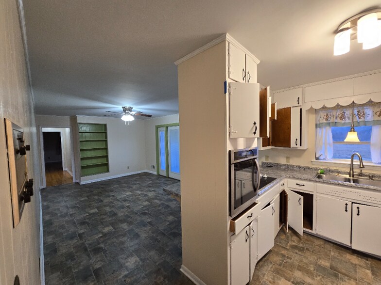 Building Photo - 17110 AL-91