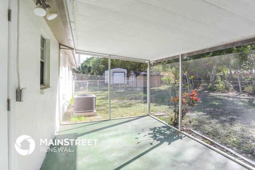 Building Photo - 2922 Java Plum Ave