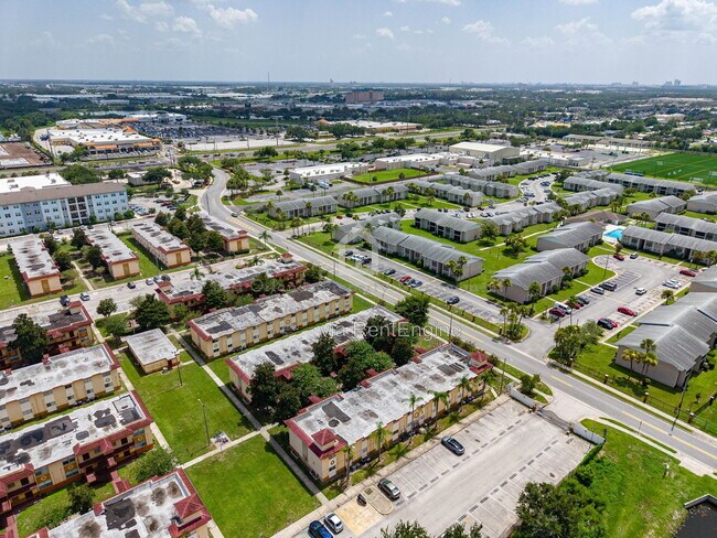 Building Photo - 748 Wyman Ct