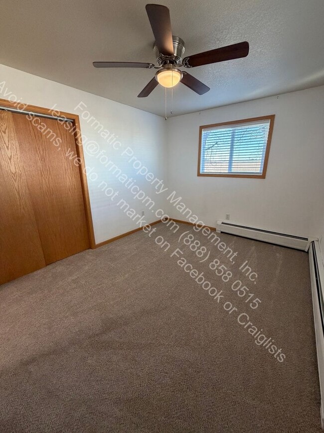 Building Photo - Pet Friendly - 3 Bed 2.5 Bath Charming Home in the Heart of Dacono with Small-Town Appeal