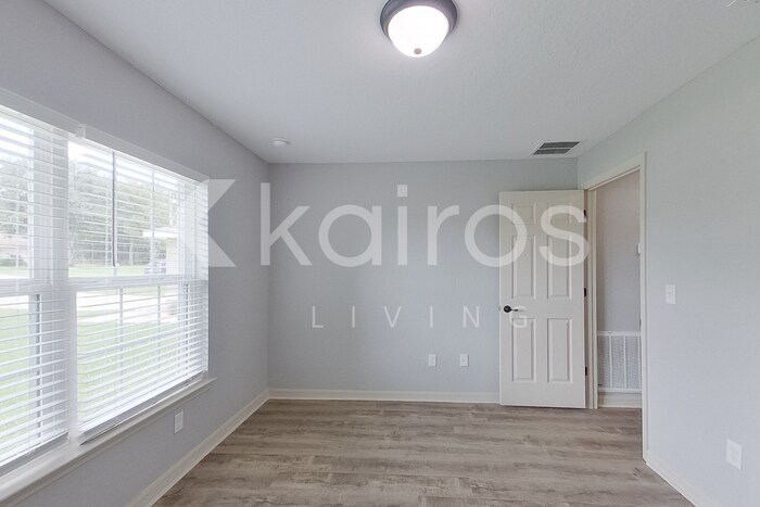 Building Photo - 8790 SW 135th Pl