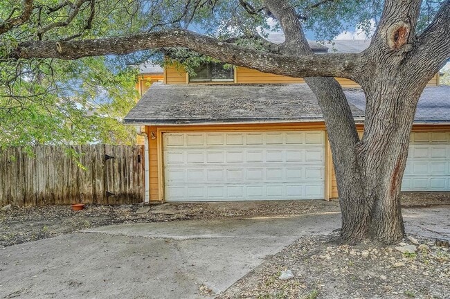 Primary Photo - 3201 Twinberry Cove