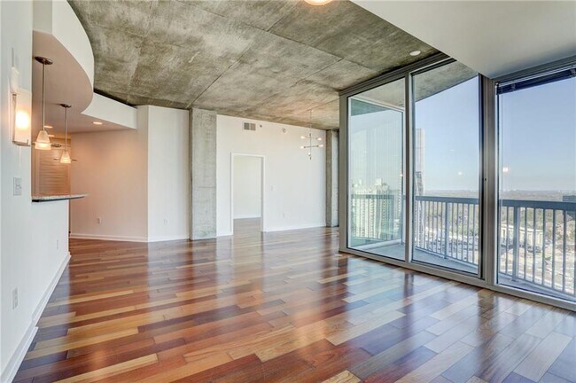 Building Photo - 3324 Peachtree Rd NE