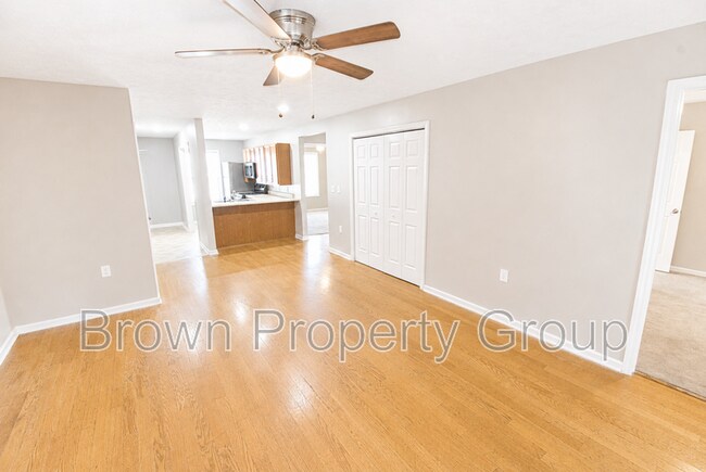 Building Photo - 303 Hinsdale Ave