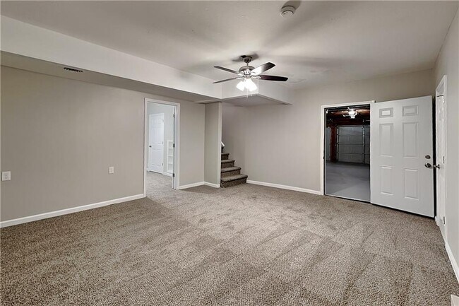 Building Photo - 2169 Winding Creek Ln SW