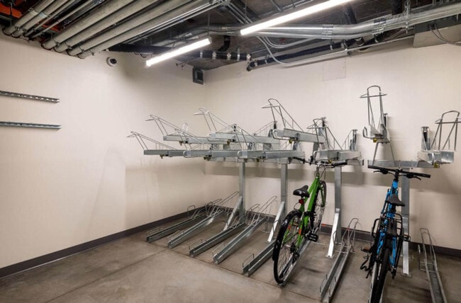 Building Photo - 1650 S Delaware St