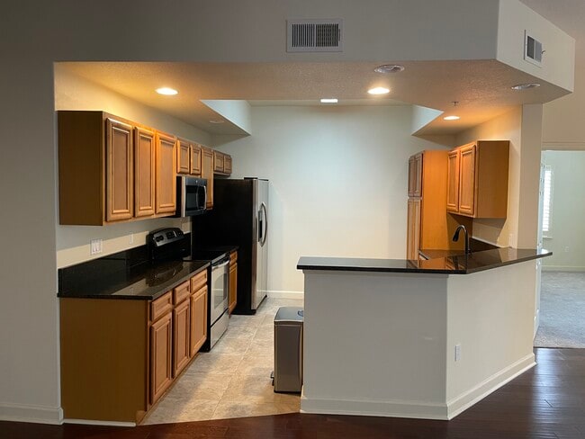 Building Photo - 4177 S Orange Blossom Trl