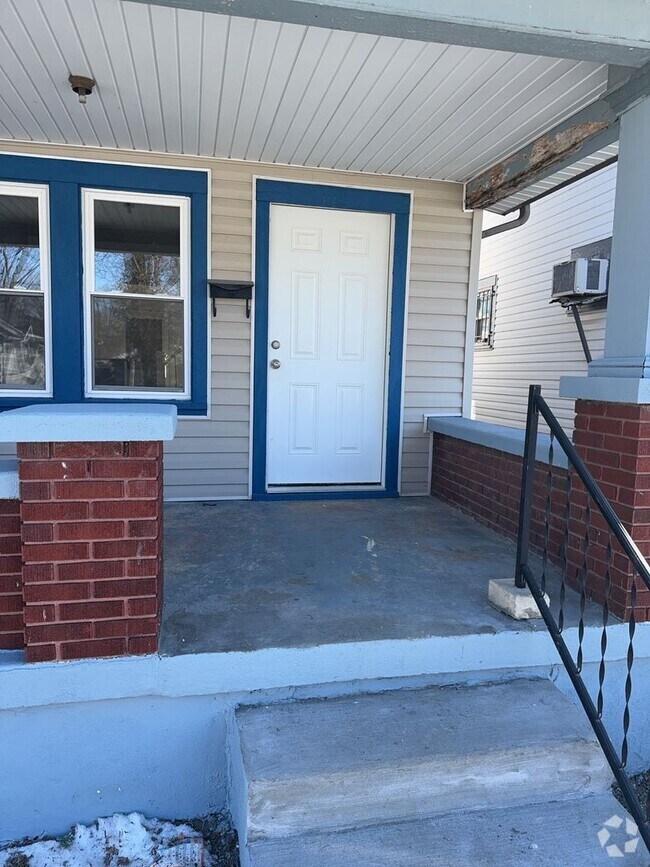 Building Photo - 812-814 Westwood Ave