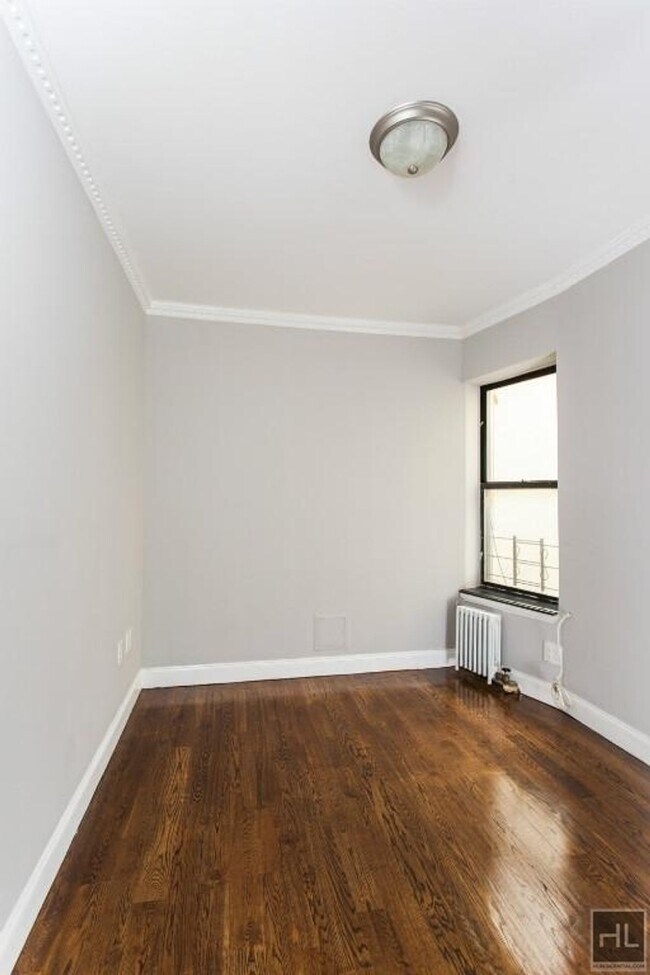 Building Photo - East 100th Street
