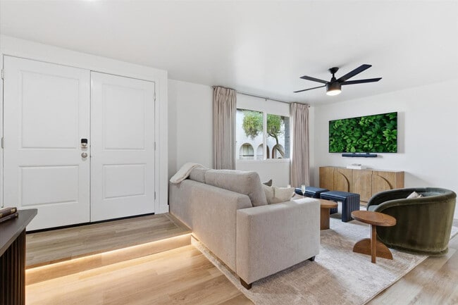 Building Photo - 4308 N Parkway Ave