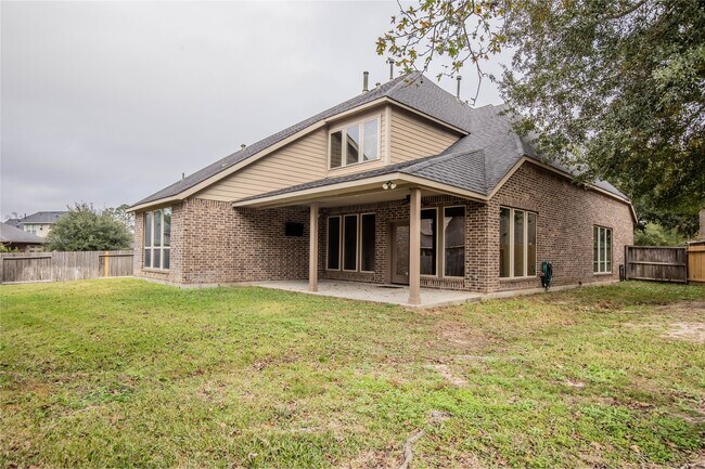 Building Photo - 111 Pinnacle Ridge Ct