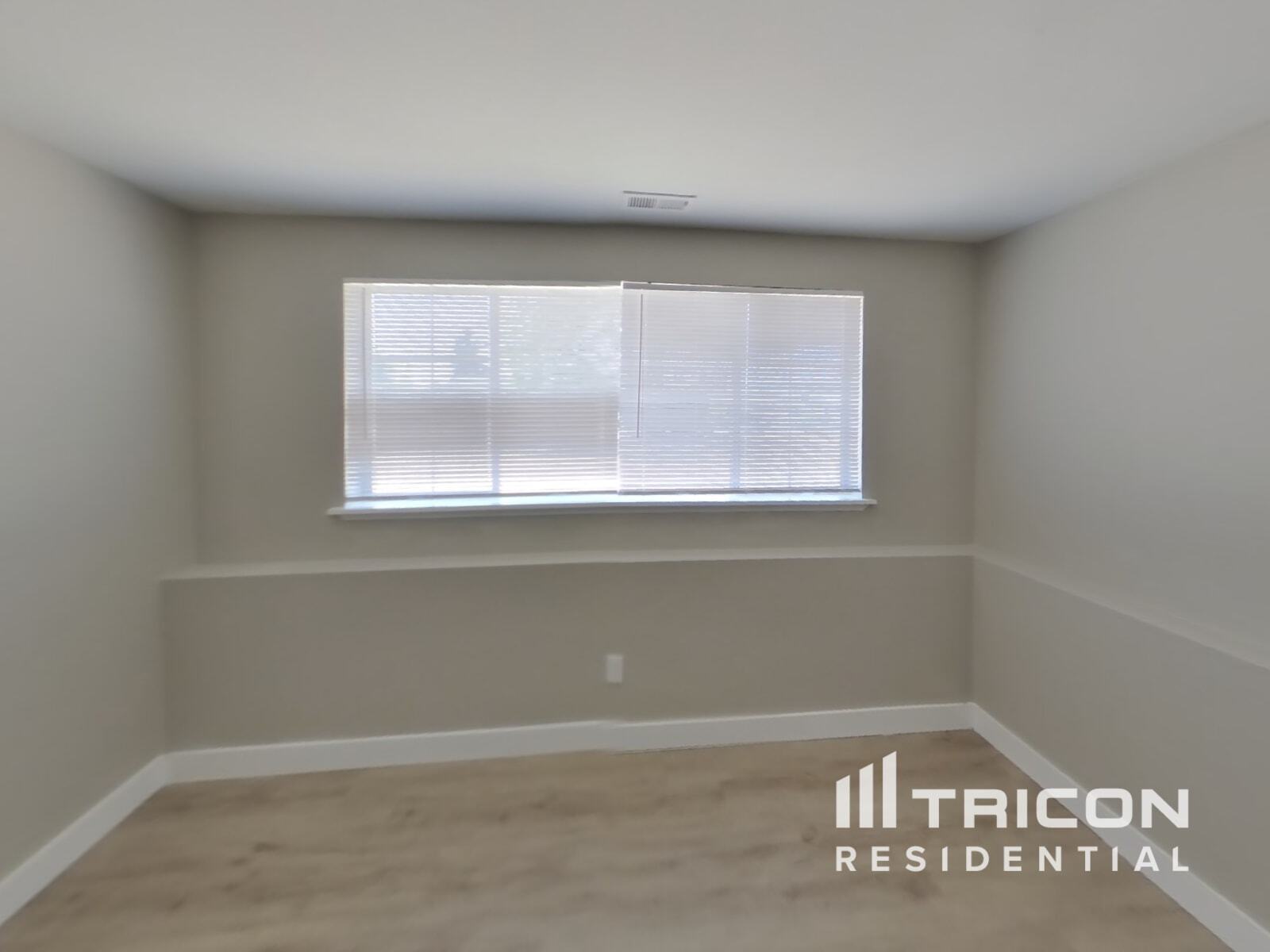 Building Photo - 5925 Beltway Loop SE