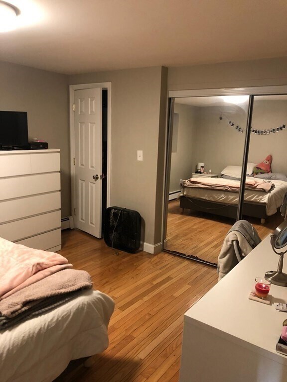 Building Photo - 295 Shirley St