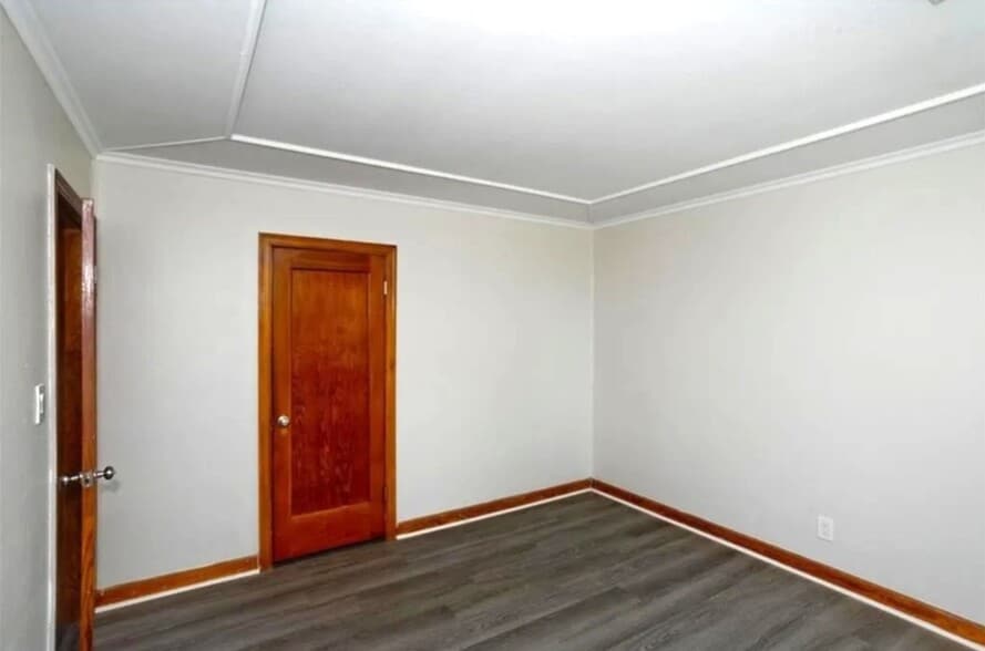 Building Photo - 30 Guertin St