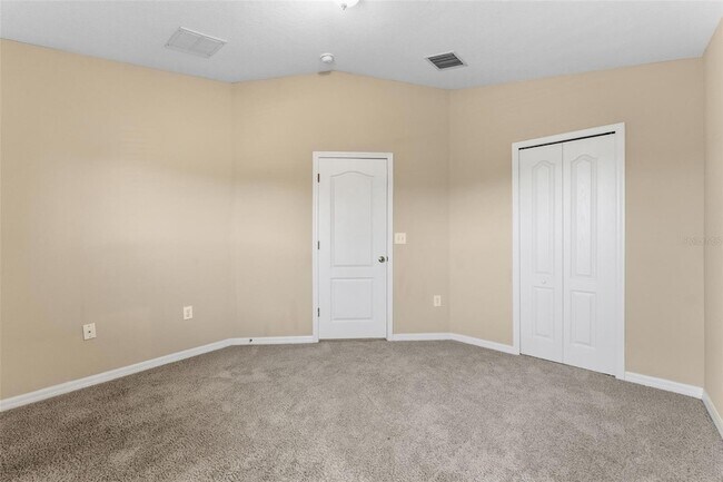 Building Photo - 10238 Perthshire Cir