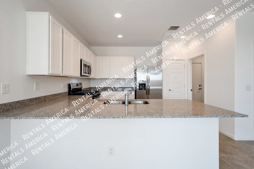 Building Photo - 3489 E Ridley Rd