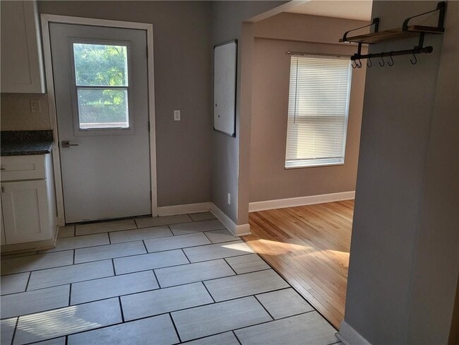 Building Photo - 5228 Border Dr N