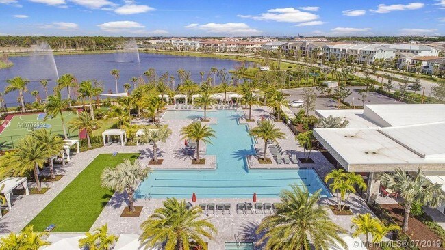 Building Photo - 5651 Hood Rd