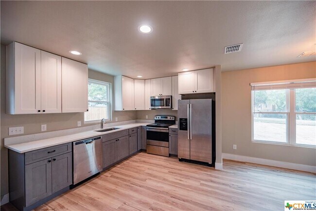 Building Photo - 1165 Eagle Flight Dr