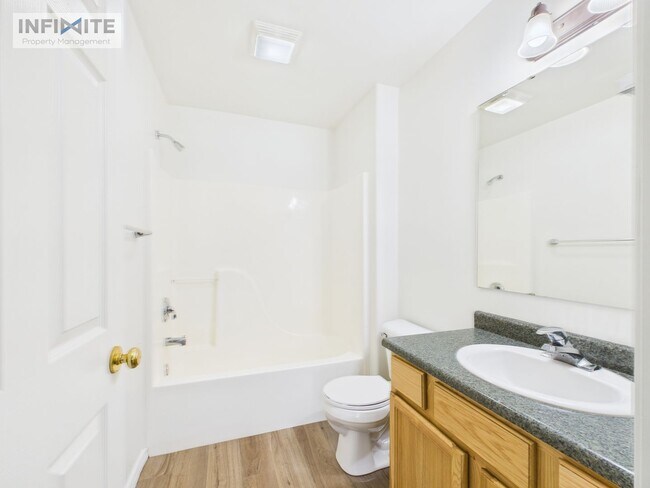 Building Photo - Refinished 3 Bedroom Off Of Durston