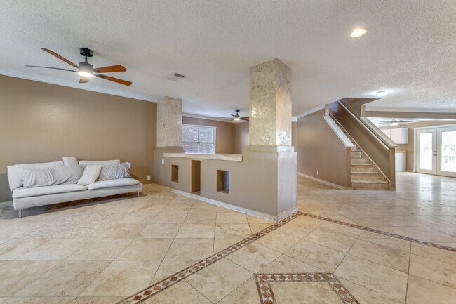 Building Photo - 9631 Hillside Trail