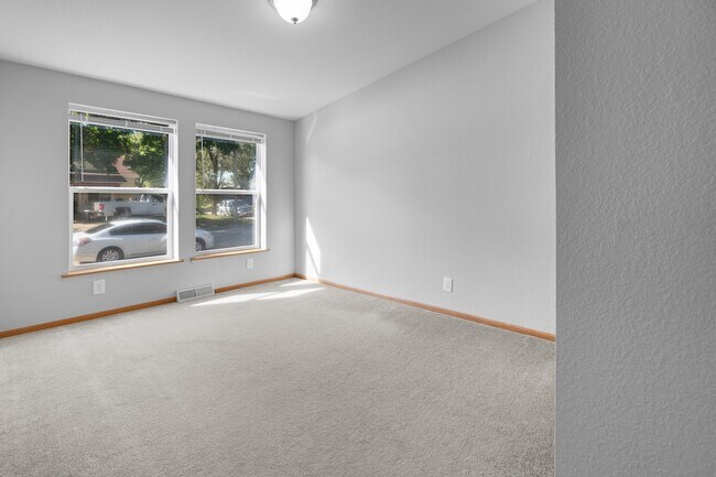 Building Photo - 510 Wright Ave