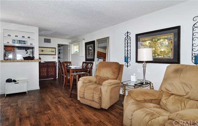 Building Photo - 111 19th St