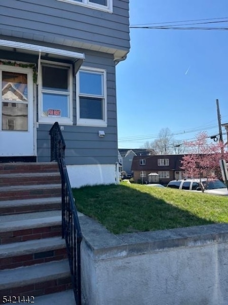 Building Photo - 1 Laurel Pl