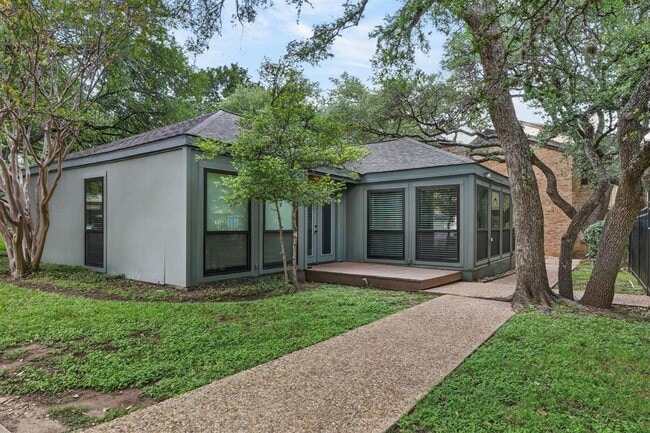 Building Photo - 8210 Bent Tree Rd