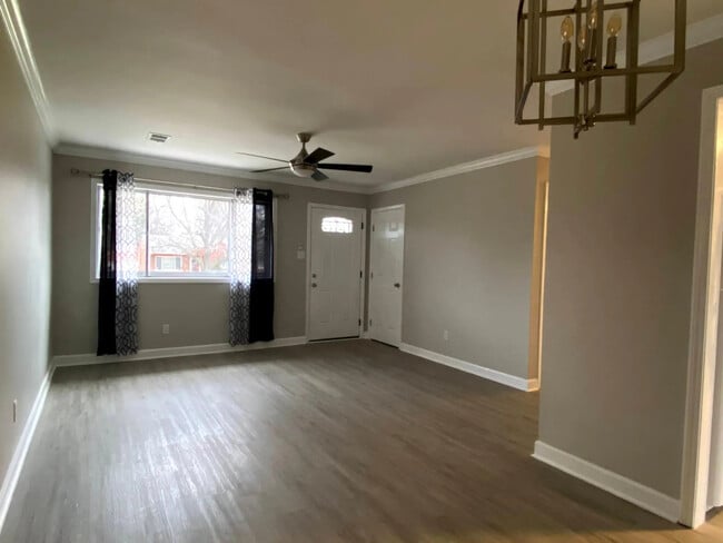 Building Photo - 969 De Porres Ave