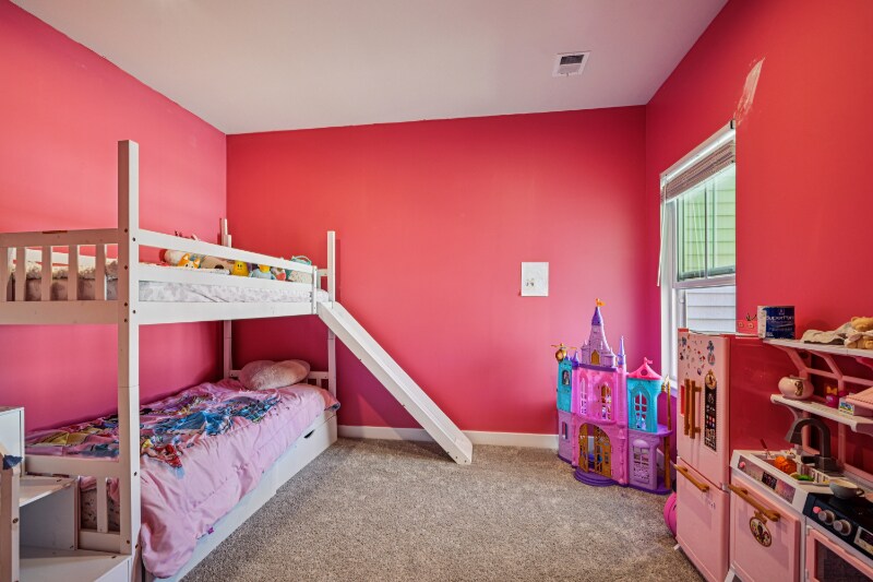 Building Photo - 134 Torrey Dr