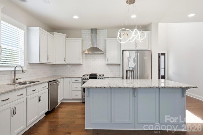 Building Photo - 6532 Wildbrook Dr