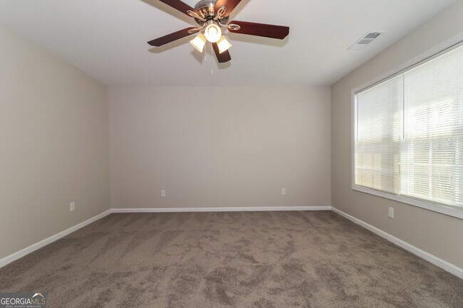 Building Photo - 2 Wingfoot Trail