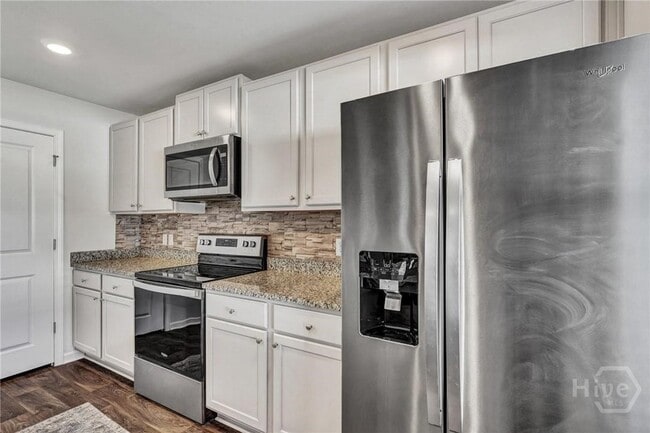 Building Photo - 27 Spicebush Cir