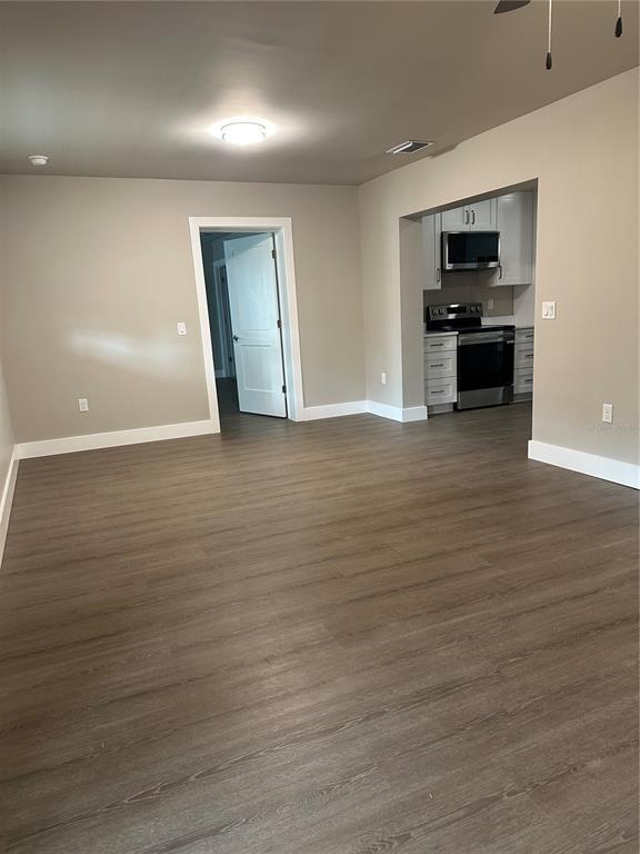 Building Photo - 1585 Jasmine Way
