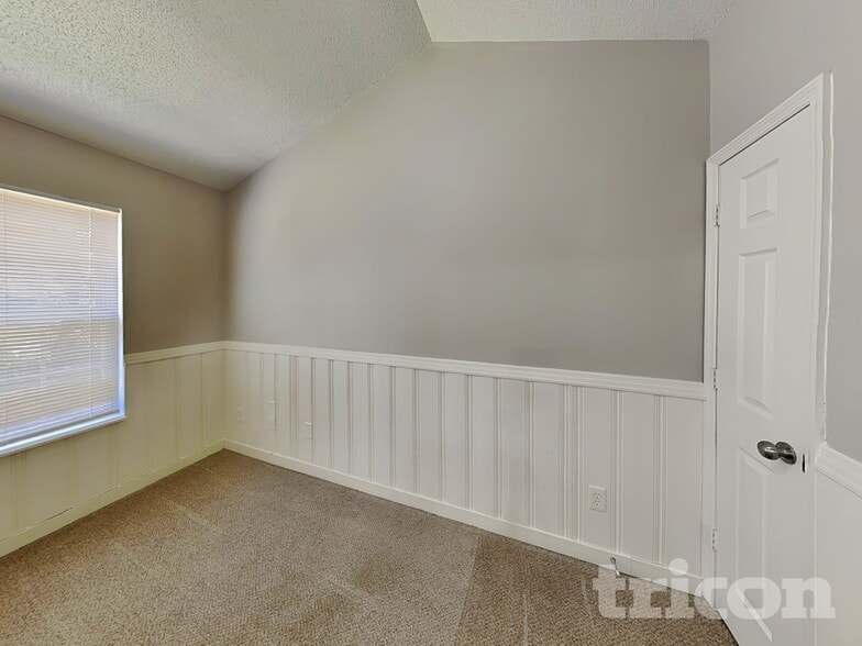 Building Photo - 12360 Hennigan Pl Ln